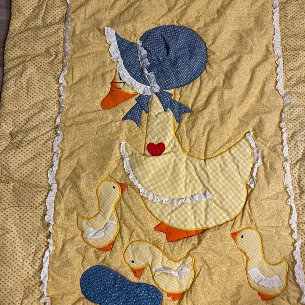 Vintage Mother Goose Baby Toddler 70s Quilt Cottagecore Nostaligia